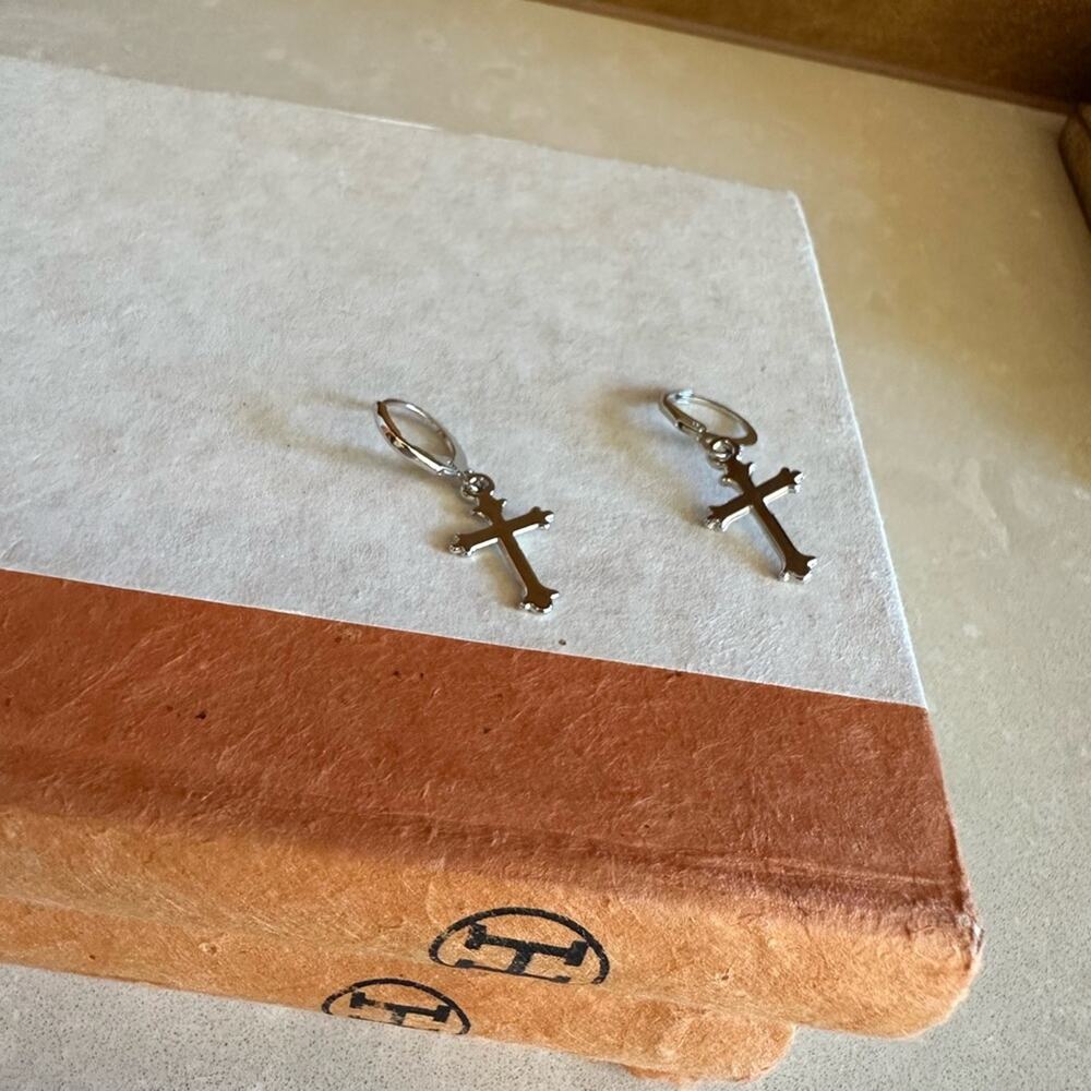 Silver Cross Earring- male female unisex, modern church, stylish top quality